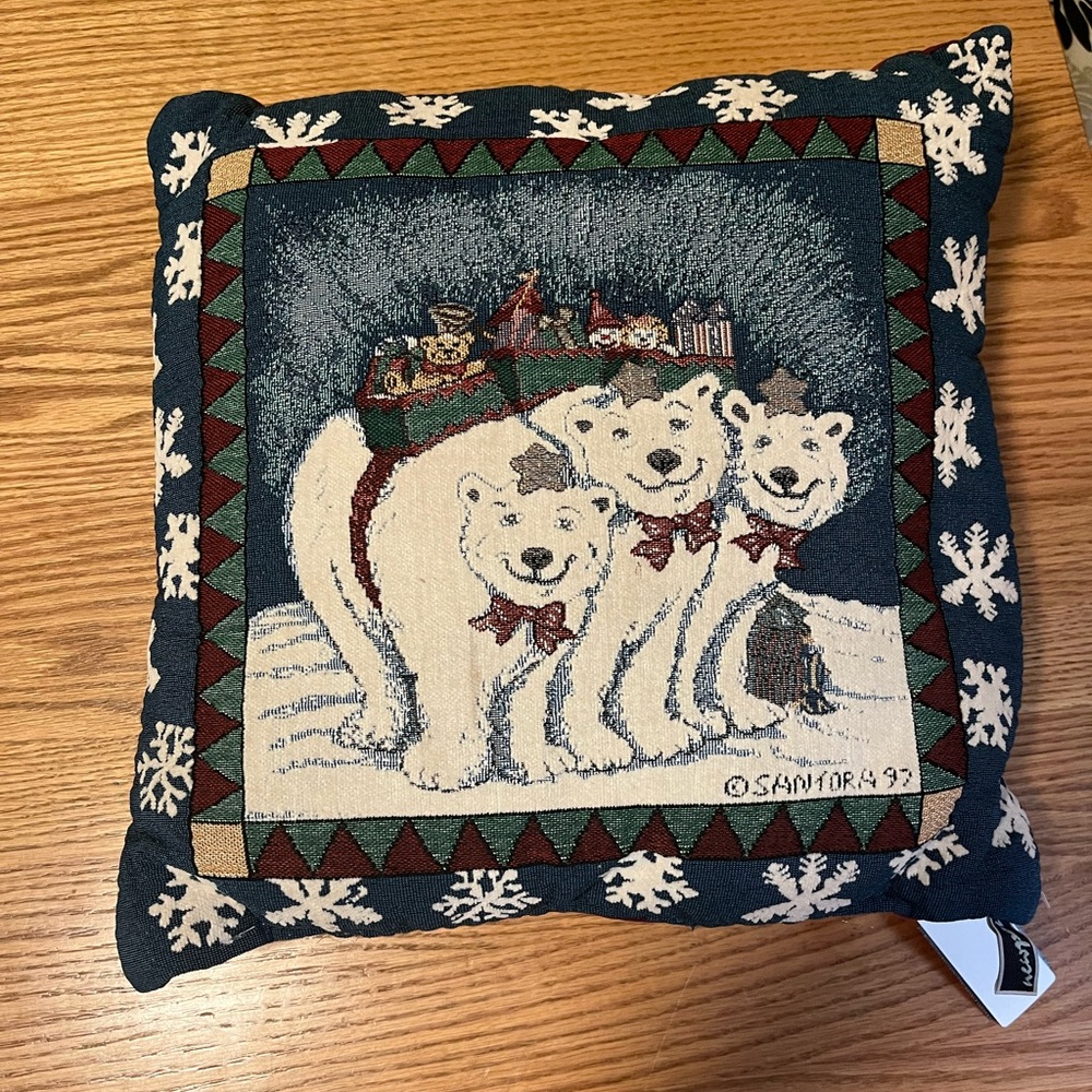 Newport 1997 Polar Bears Tapestry Throw Pillow Christmas Textured Excellent